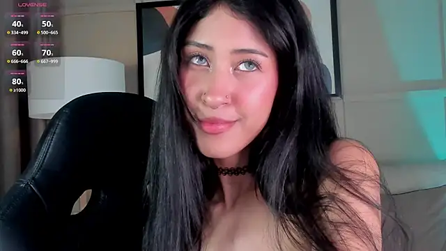 internett_sweetheart live cam on StripChat
