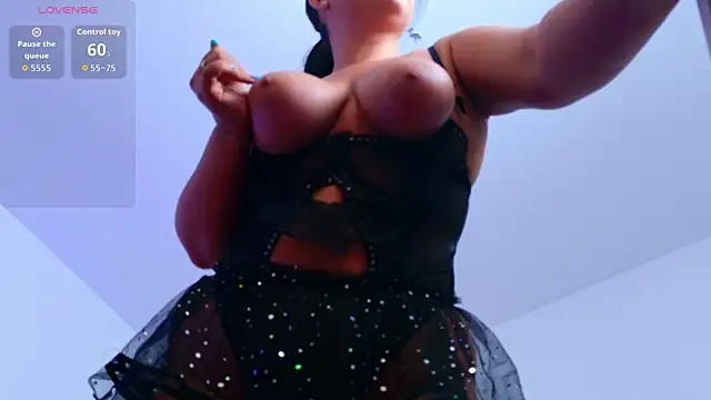 TemptingLuna_ webcam