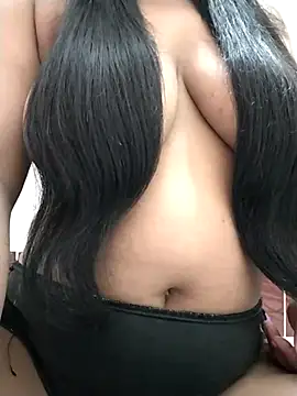 Umma-2 live cam on StripChat