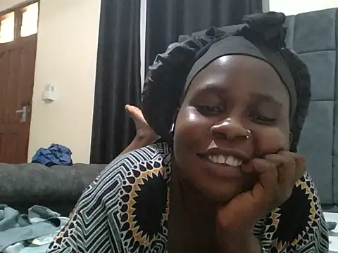 yummyychocolate_ live cam on StripChat