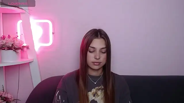 MilanaAngelAs webcam