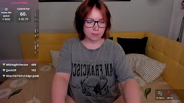 Emily_Amorre webcam
