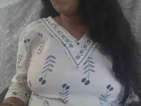 cute-priy webcam