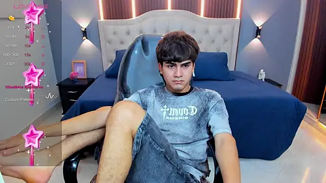 Tommy18__ webcam