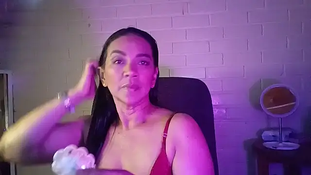 MiiaVelasquez webcam
