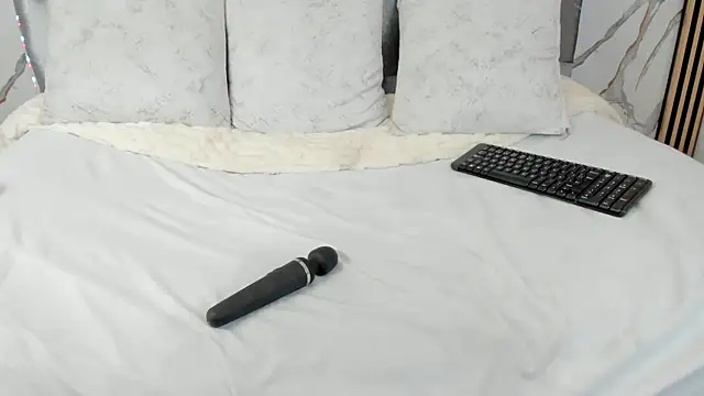 vanessa_saquirt webcam