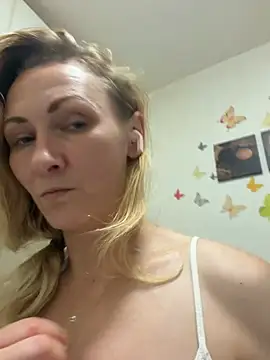 Secret_Ladyx webcam
