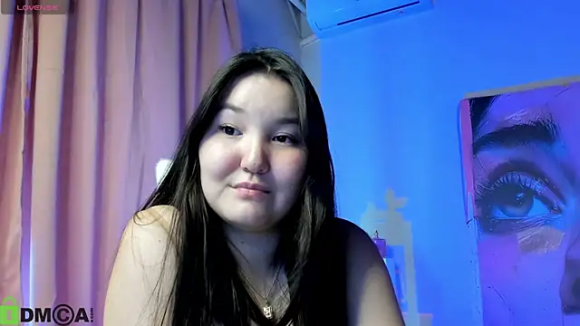 CamilaMartiez live cam on StripChat