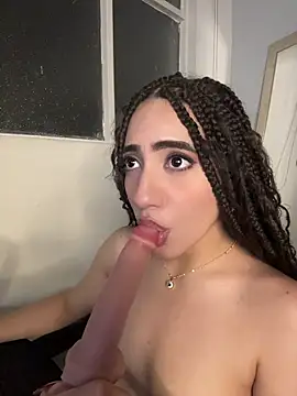 Odett_Khastoff webcam