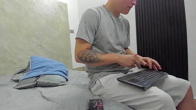 Robinlion91 webcam