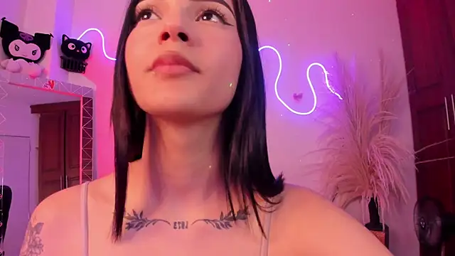 CarolineEvanss_11 webcam