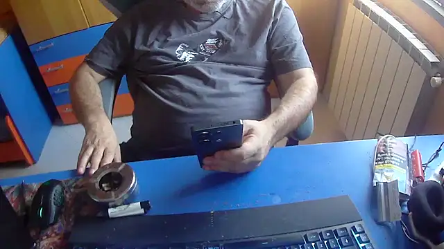 Tango128 live cam on StripChat