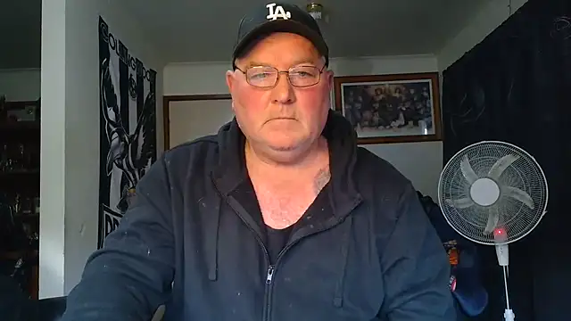 KINKYBLUEYES69 webcam