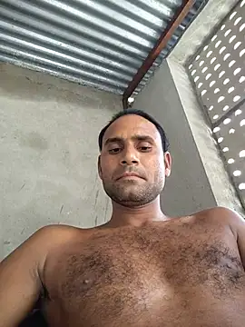 Maneeshpoppy live cam on StripChat