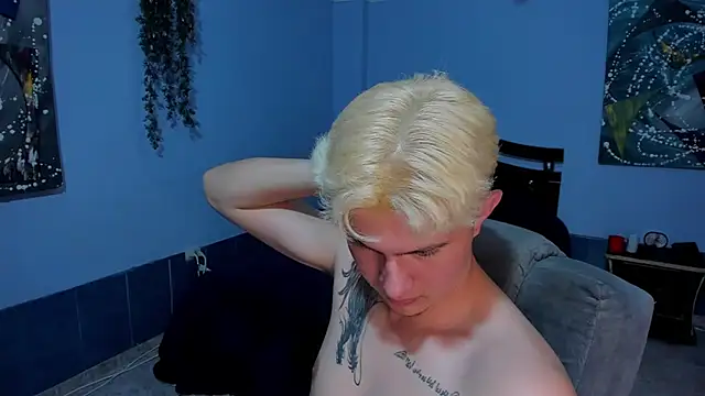 patrik_027 live cam on StripChat