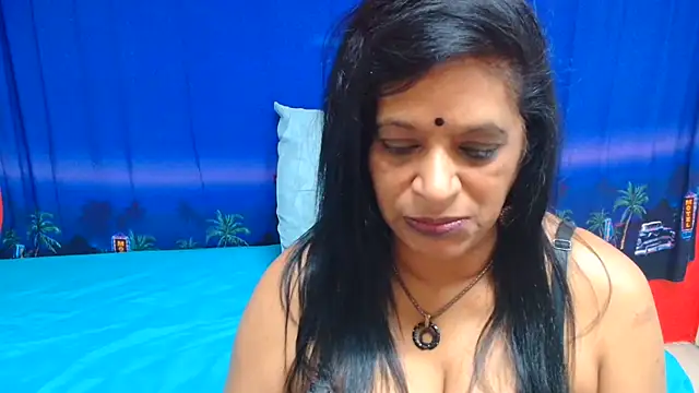 INDIANFUSION live cam on StripChat