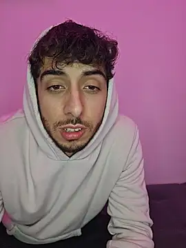 LeoyNicky98 webcam