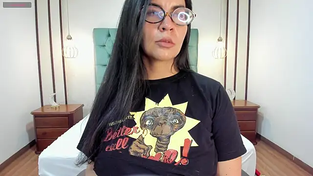 Hannah_Cross webcam