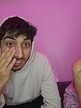 LeoyNicky98 webcam