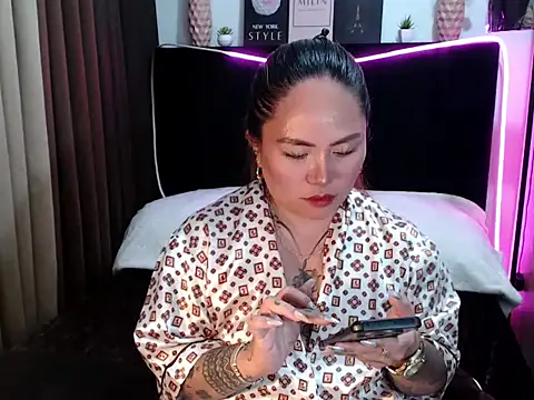 EstellaStarXxx live cam on StripChat
