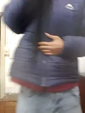 ColouredPapi live cam on StripChat