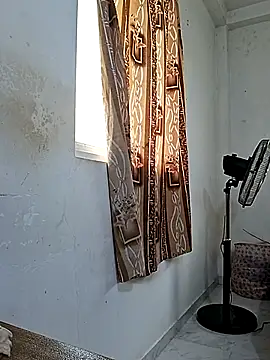 BeautyGirl_sara webcam