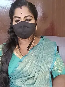 tamilammukuttyy live cam on StripChat