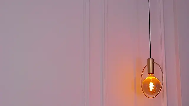 AriannaRuss live cam on StripChat