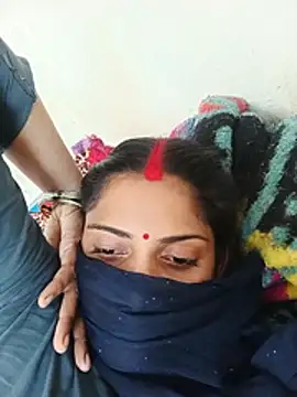 Poojaxx56 webcam