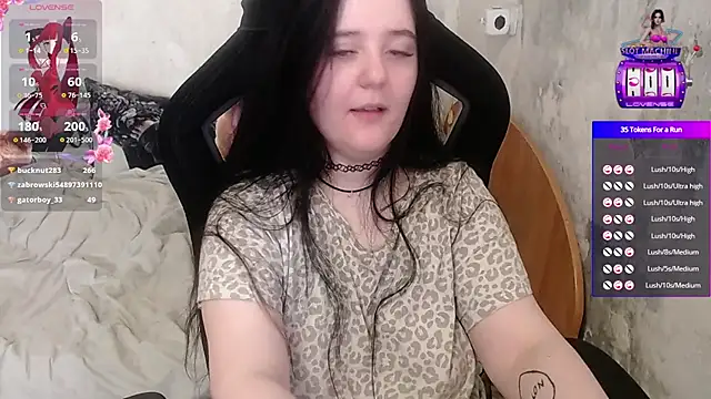 your_8a8y live cam on StripChat