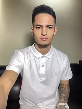 Aaronsexroom webcam