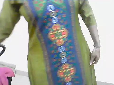LovingPihu webcam