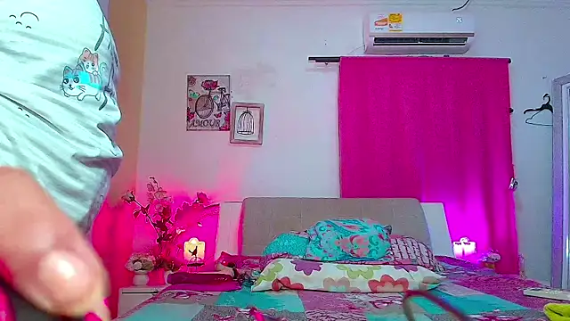 Kendralove31xxx webcam