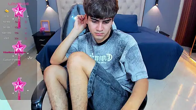 Tommy18__ webcam