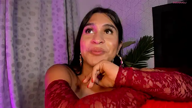 Selena_fox24 webcam