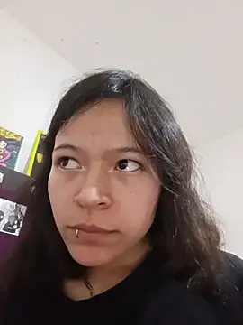 Ninffa_sweet21 webcam