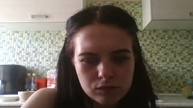 KikiAmino webcam