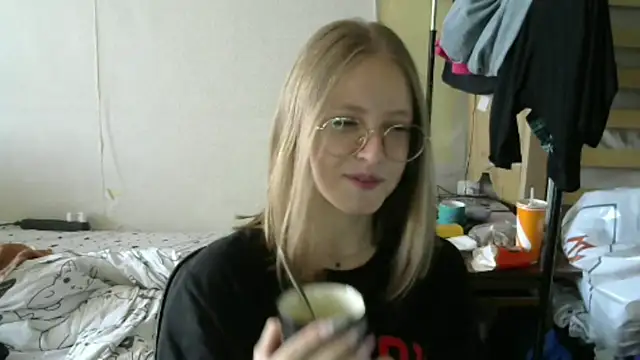 WinifredLunney webcam