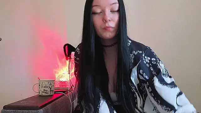 NaomiBunnys webcam