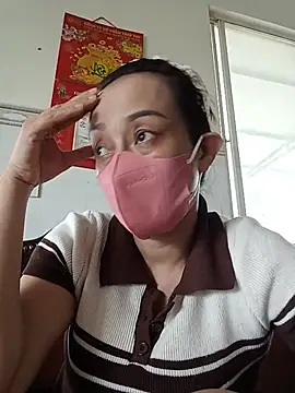 Baby-ladyboobs2026 webcam