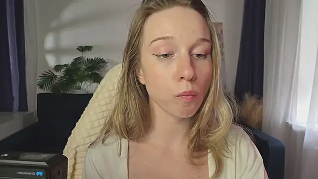 Eve_Sin live webcam