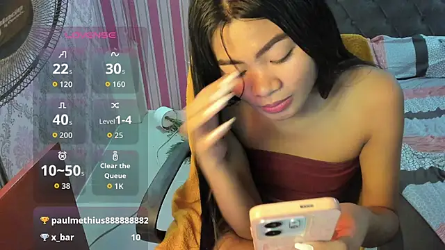 Mica_Jones webcam
