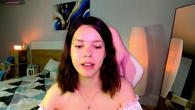 Maya_Campbell webcam