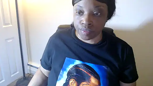 Sexymona1218 webcam