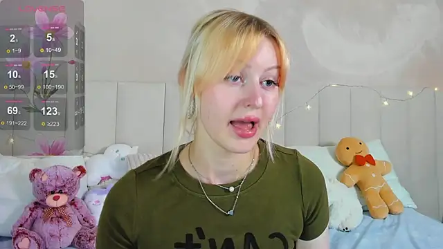 AdeleSilvy webcam
