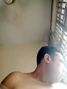 brilliant9 live cam on StripChat