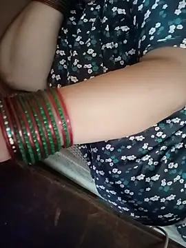 Simran_008 webcam