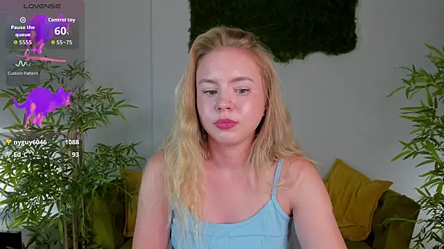 Linda__Bloom webcam