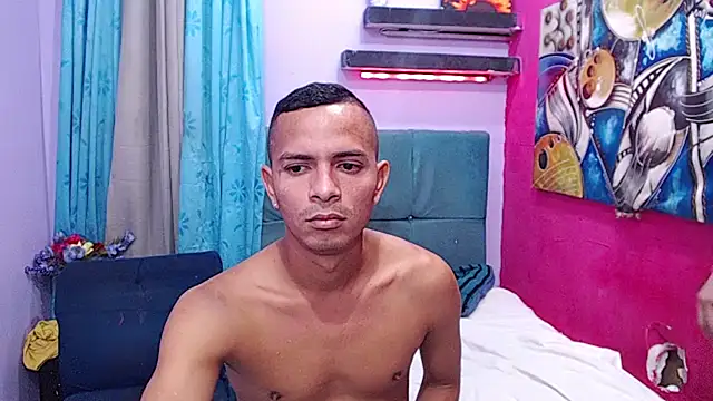 twink_fucks webcam