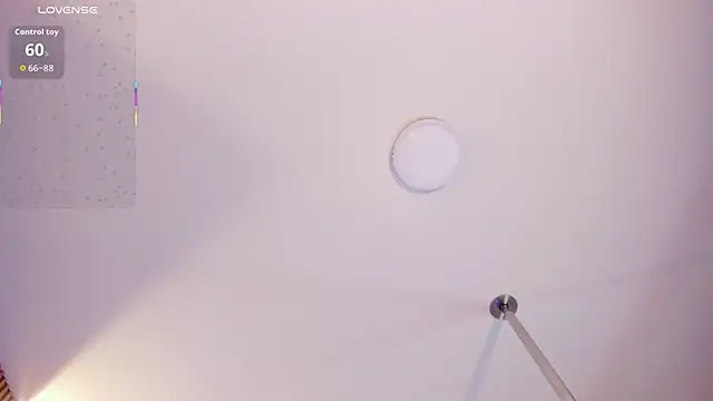 Elliot_Walker webcam